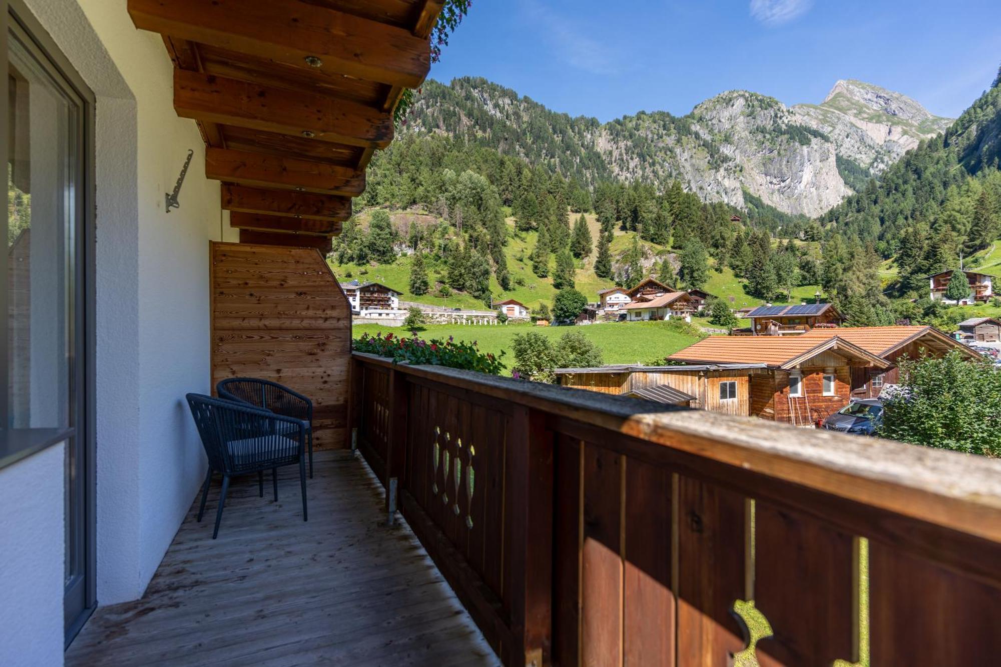 Heimat - Das Natur Resort Prägraten エクステリア 写真